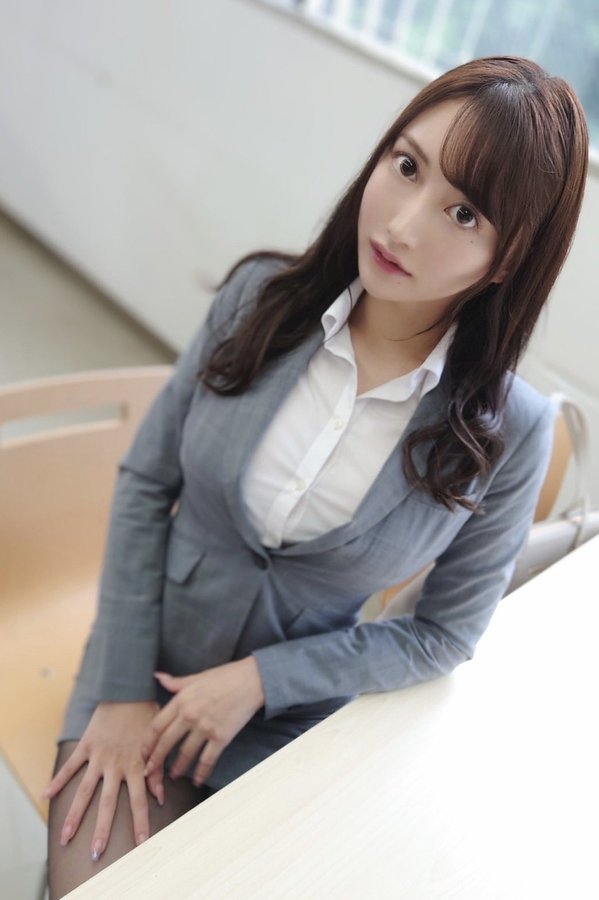 八蜜凛最新品番作品ipx-985介绍及预览-九聚集