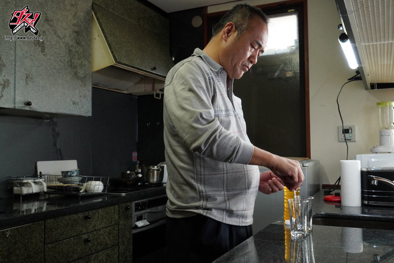 「爸爸的道德沦丧」系列品番作品推荐介绍及预览-九聚集