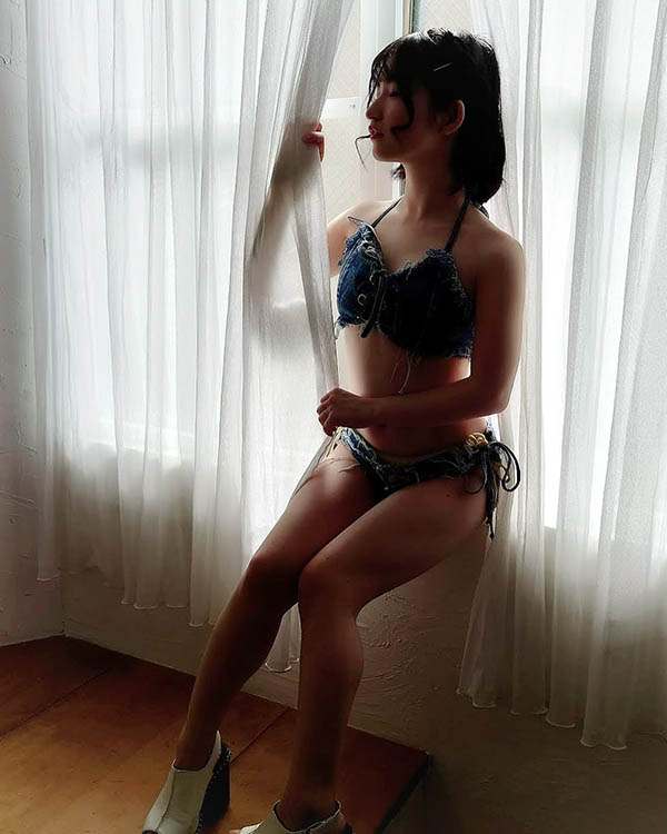 18岁短发萝莉《姬野兰》精选作品推荐介绍及封面预览