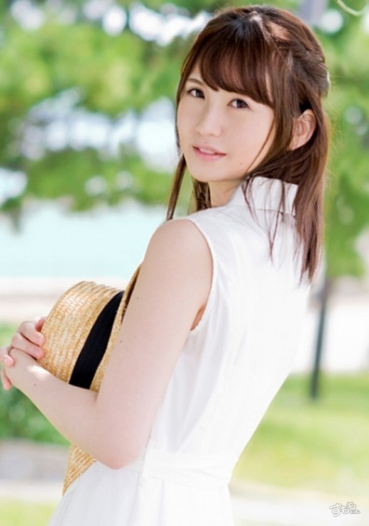 18岁贫乳美少女「小谷美野里」精选作品推荐介绍及封面预览